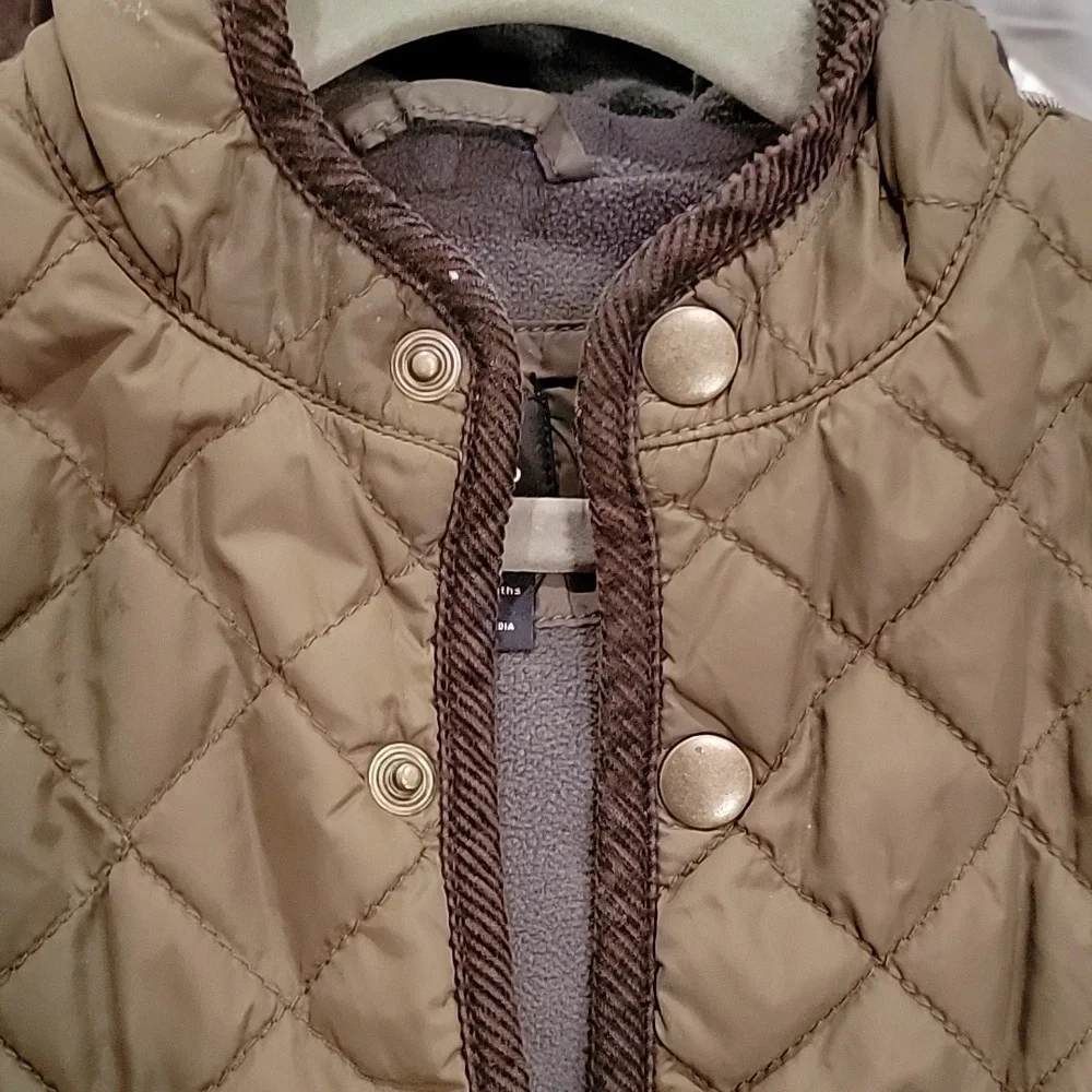 Baby Gap Puffer Vest with hood Size 6-12 months Fall Winter Jacket